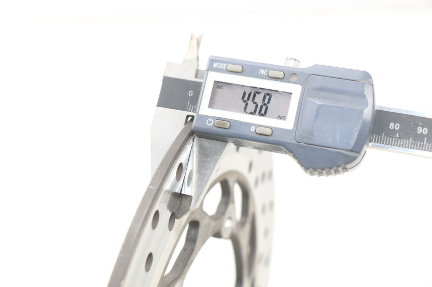 photo de REAR BRAKE DISC YAMAHA XP T-MAX TMAX 500 (2008 - 2012) - Alternative perspective