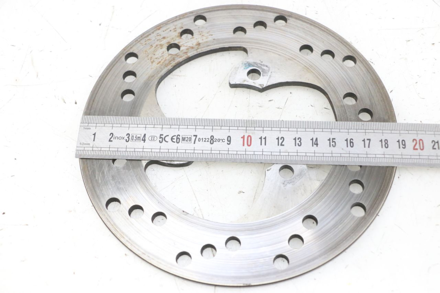photo de REAR BRAKE DISC YAMAHA YP MAJESTY 125 (2002 - 2006) - Alternative perspective