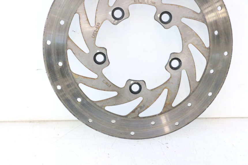 photo de FRONT BRAKE DISC KYMCO AGILITY CITY 16P 125 (2015 - 2024) - Zoom on usage condition
