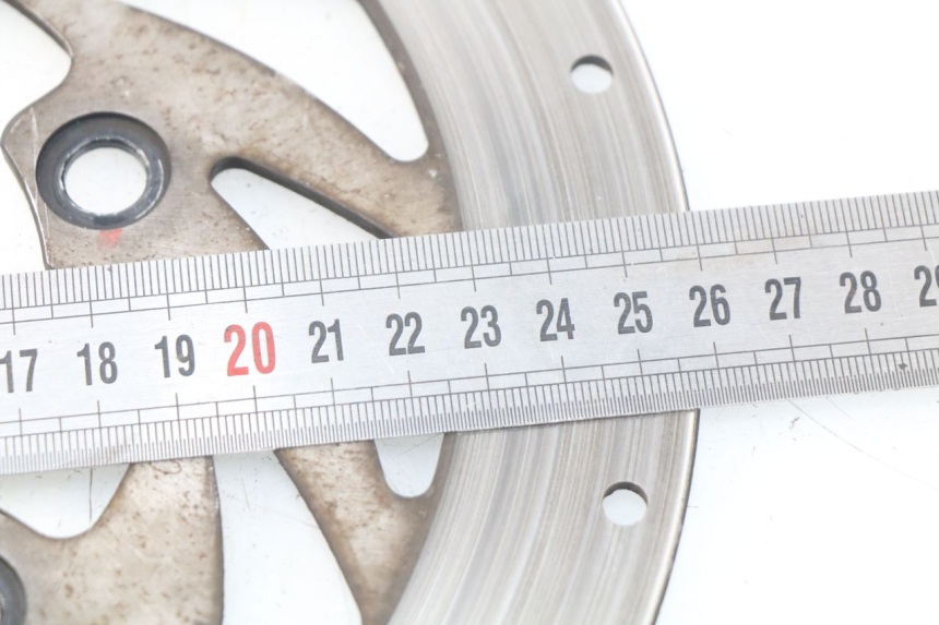 photo de FRONT BRAKE DISC KYMCO AGILITY CITY 4T 50 (2008 - 2016) - Zoom on usage condition