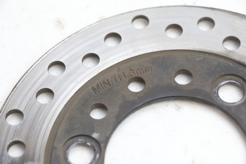 photo de FRONT BRAKE DISC KYMCO AGILITY PREMIUM 50 (2007 - 2010) - Zoom on usage condition