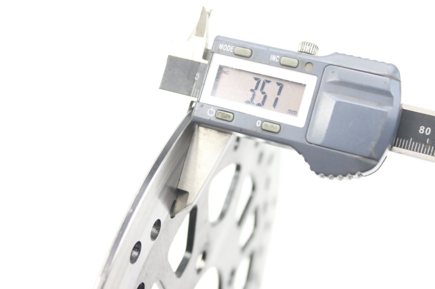 photo de FRONT BRAKE DISC XTRM FACTORY DIRTBIKE BSE 150 - Alternative perspective