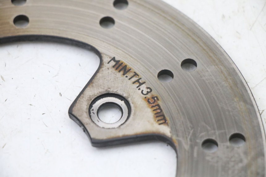 photo de FRONT BRAKE DISC PEUGEOT KISBEE 2T 50 (2010 - 2017) - Technical close-up