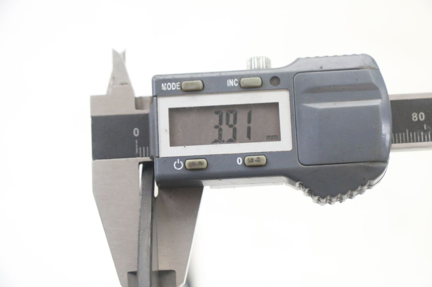 photo de FRONT BRAKE DISC KYMCO STRYKER OFF ROAD 125 (1999 - 2005) - Fixing points details