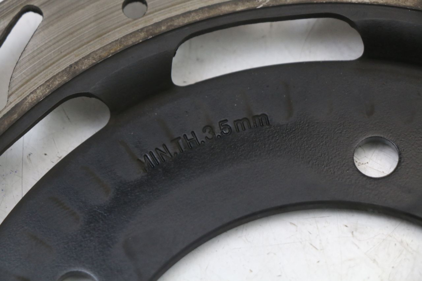 photo de FRONT BRAKE DISC PEUGEOT BELVILLE 125 (2017 - 2021) - Technical close-up