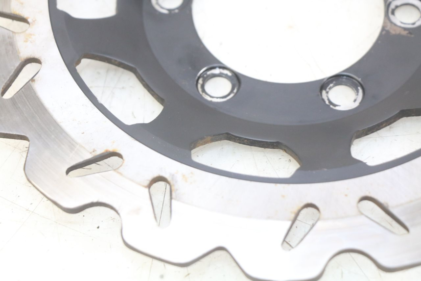 photo de FRONT BRAKE DISC YAMASAKI RAPTOR 50 (2013 - 2018) - Surface and material condition