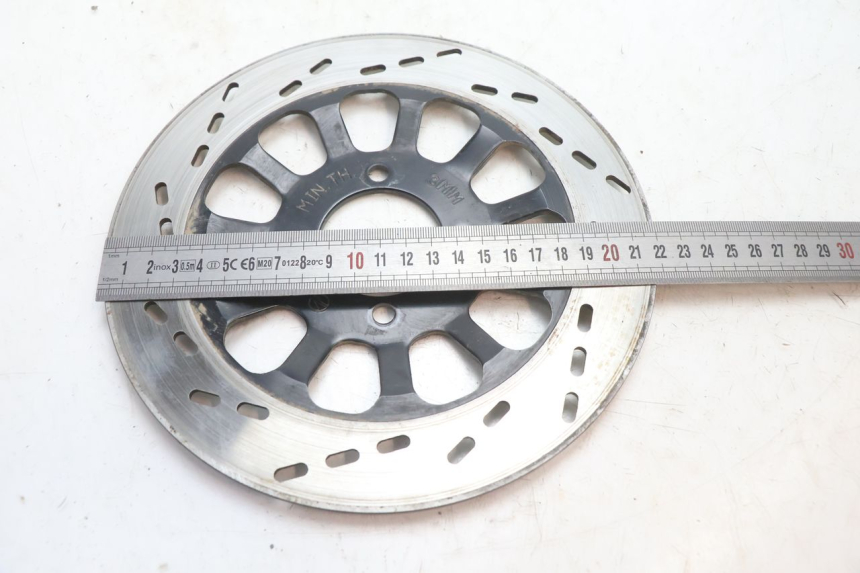 photo de FRONT BRAKE DISC YAMASAKI STREET 50 (2013 - 2018) - Zoom on usage condition
