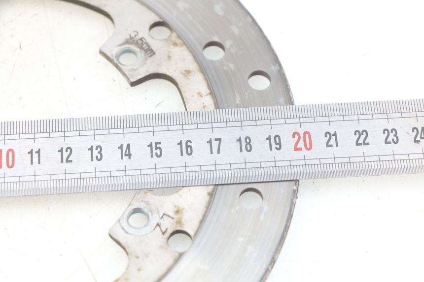 photo de FRONT BRAKE DISC PIAGGIO VESPA PRIMAVERA 2T 50 (2013 - 2018) - Zoom on usage condition