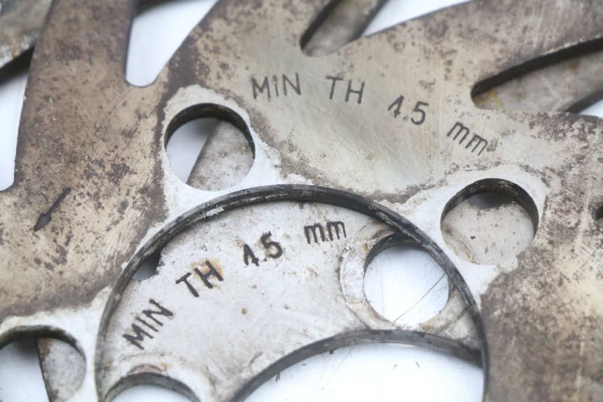 photo de FRONT BRAKE DISC PIAGGIO X10 125 (2012 - 2017) - Technical close-up