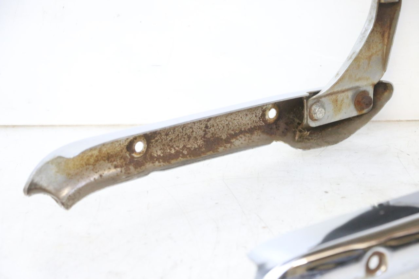 photo de BACKREST HYOSUNG GV AQUILA 125 (2000 - 2009) - Additional view of the item