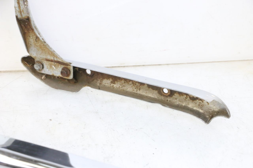 photo de BACKREST HYOSUNG GV AQUILA 125 (2000 - 2009) - High-resolution close-up