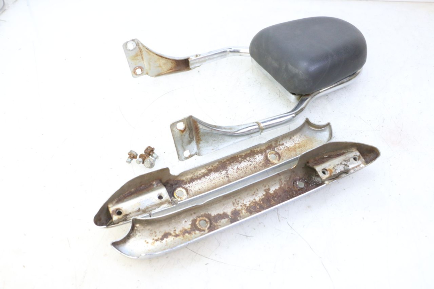 photo de BACKREST HYOSUNG GV AQUILA 125 (2000 - 2009) - Alternative perspective