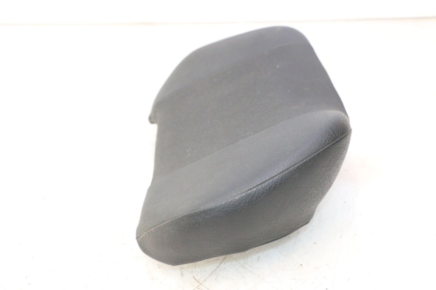 photo de BACKREST SUZUKI BURGMAN EXECUTIVE ABS 650 (2006 - 2012) - Alternative perspective