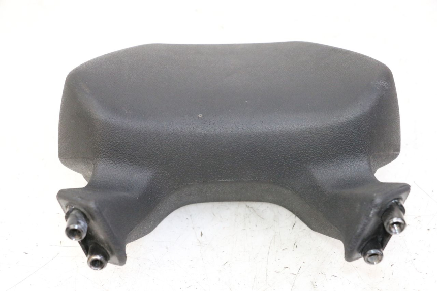 photo de BACKREST SYM JOYMAX 125 (2010 - 2017) - Fixing points details