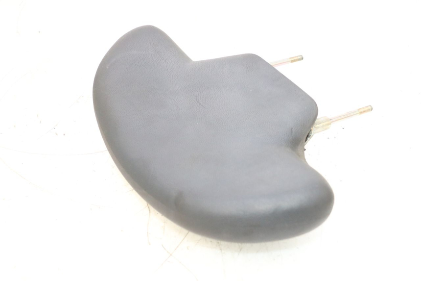 photo de BACKREST PIAGGIO MP3 RL 250 (2006 - 2010) - Fixing points details