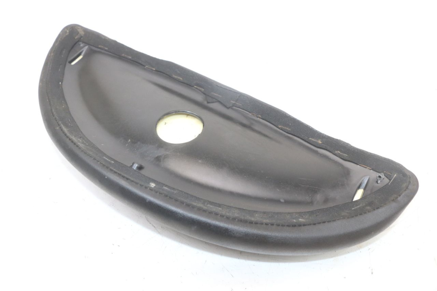 photo de BACKREST MOTO GUZZI NORGE 8V GT 1200 (2011 - 2016) - Surface and material condition