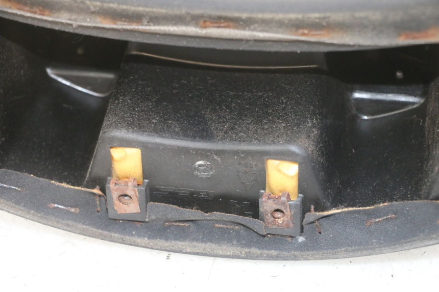 photo de BACKREST PEUGEOT SATELIS 125 (2013 - 2018) - Alternative perspective