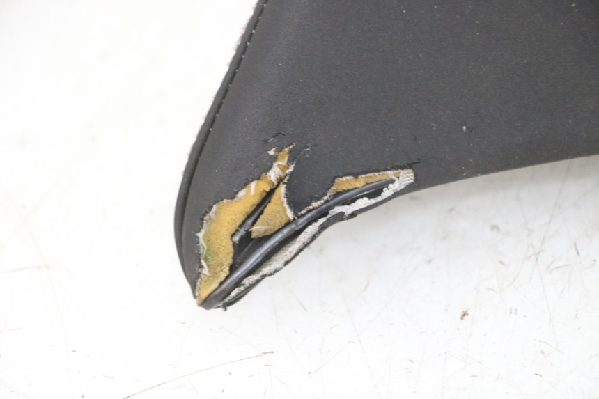 photo de BACKREST PEUGEOT SATELIS 125 (2013 - 2018) - Markings and original references