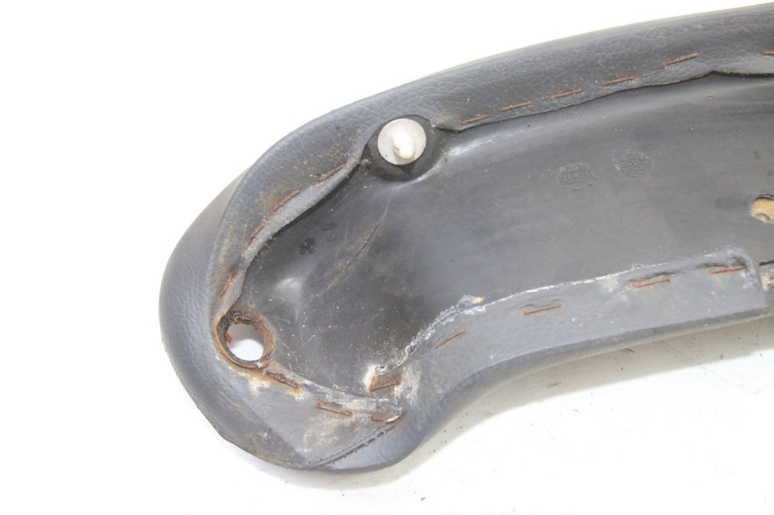 photo de BACKREST PIAGGIO SUPER LX 125 (2000 - 2003) - Fixing points details