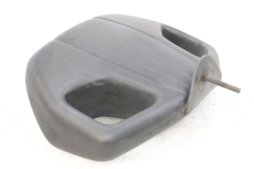 photo de BACKREST SUZUKI BURGMAN 125 (2018 - 2021) - Fixing points details