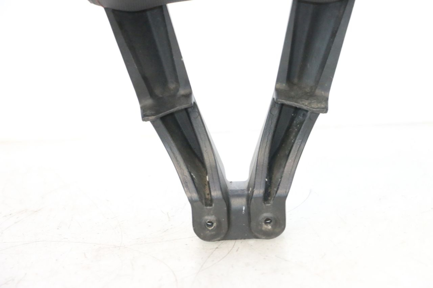 photo de SISSY BAR YAMAHA X-MAX XMAX 125 (2010 - 2013) - Zoom on usage condition