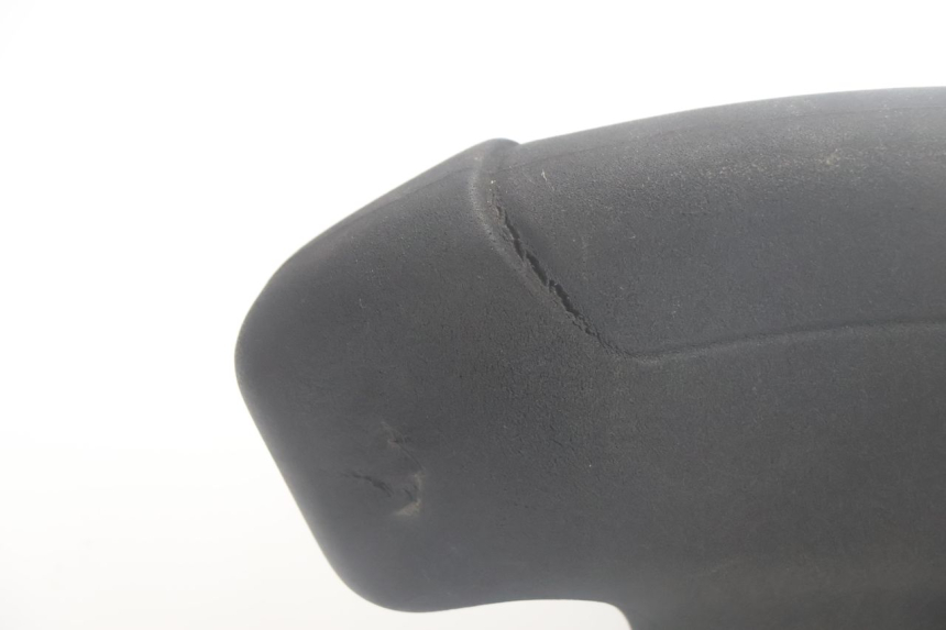 photo de BACKREST YAMAHA XMAX X-MAX 125 (2006 - 2009) - Alternative perspective