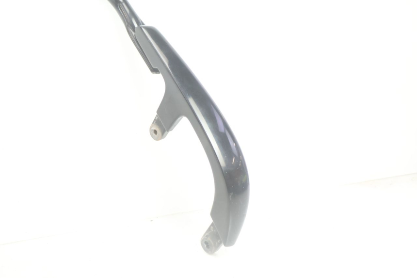 photo de BACKREST YAMAHA XMAX X-MAX 125 (2006 - 2009) - Product overview