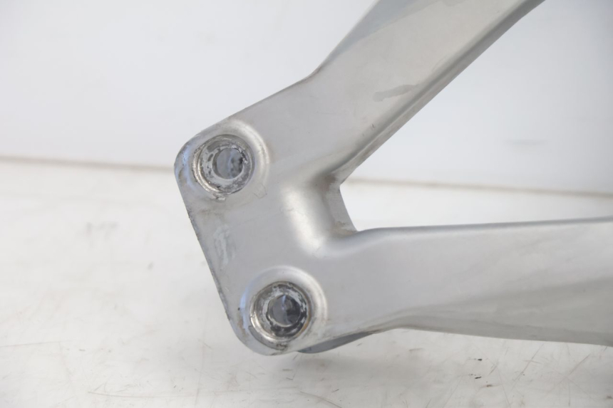 photo de SISSY BAR YAMAHA X-MAX XMAX 125 (2010 - 2013) - Distinctive features
