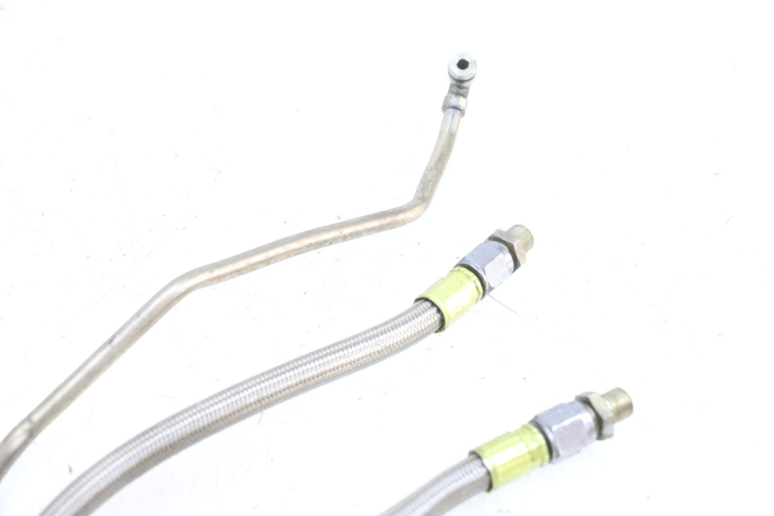 photo de OIL HOSE MV AGUSTA BRUTALE R WALLY 910 (2008 - 2008) - Zoom on usage condition