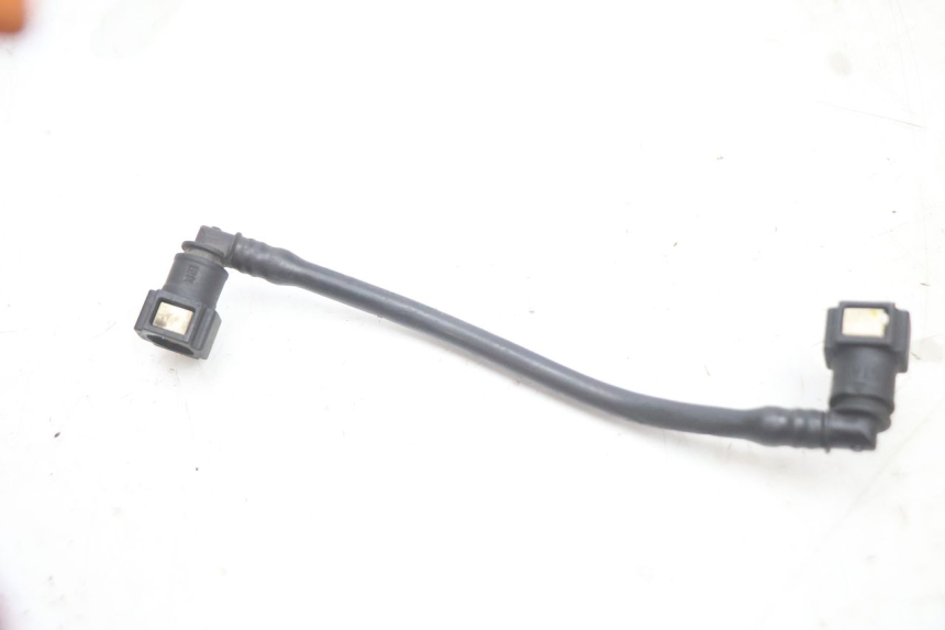 photo de INJECTOR HOSE GILERA GP 800 (2007 - 2013) - Fixing points details