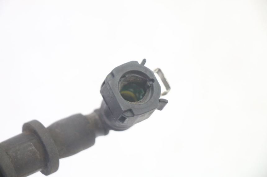 photo de INJECTOR HOSE PIAGGIO MP3 HPE 350 (2018 - 2020) - Technical close-up