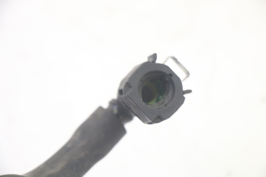 photo de INJECTOR HOSE PIAGGIO MP3 HPE 350 (2018 - 2020) - Fixing points details