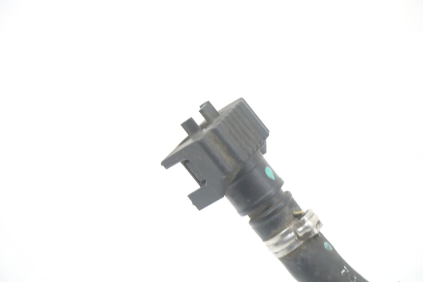 photo de INJECTOR HOSE SUZUKI BURGMAN 125 (2018 - 2021) - Technical close-up