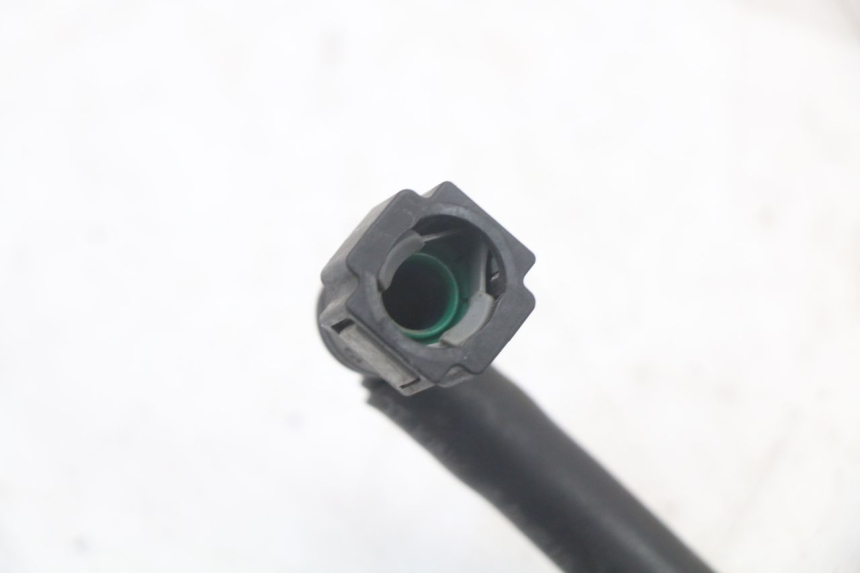 photo de INJECTOR HOSE YAMAHA FJR ABS 1300 (2006 - 2012) - Zoom on usage condition