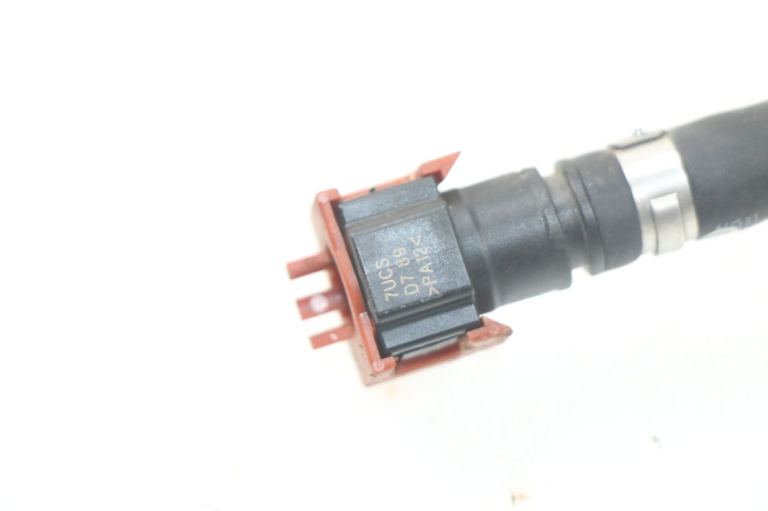 photo de INJECTOR HOSE YAMAHA YP T-MAX TMAX 530 (2017 - 2020) - Alternative perspective