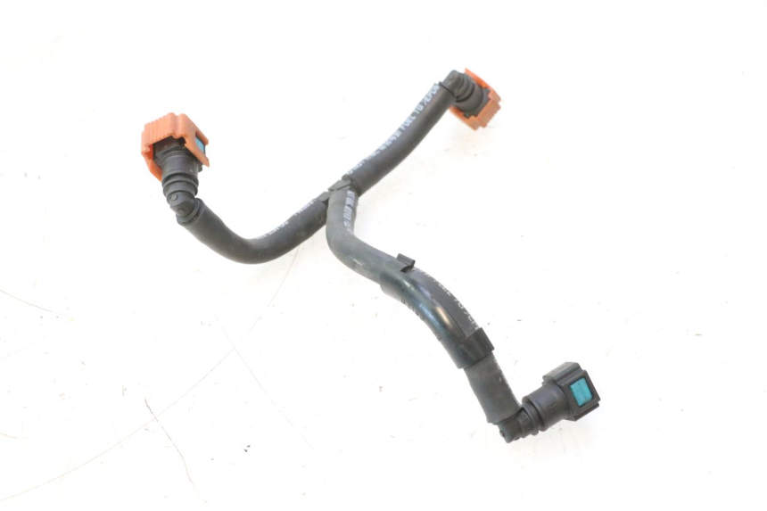 photo de INJECTOR HOSE YAMAHA YZF R6 600 (2008 - 2009) - Zoom on usage condition