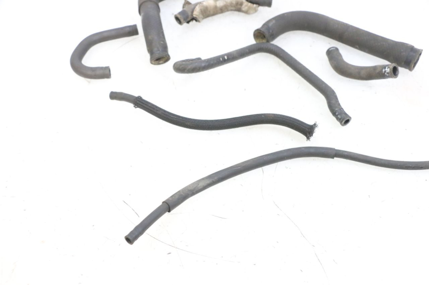 photo de RADIATOR HOSE SUZUKI BURGMAN 650 (2013 - 2020) - Alternative perspective