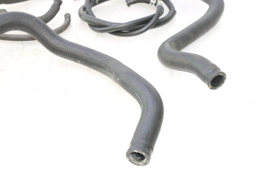 photo de RADIATOR HOSE HONDA FJS SILVER WING SILVERWING 400 (2005 - 2008) - Zoom on usage condition