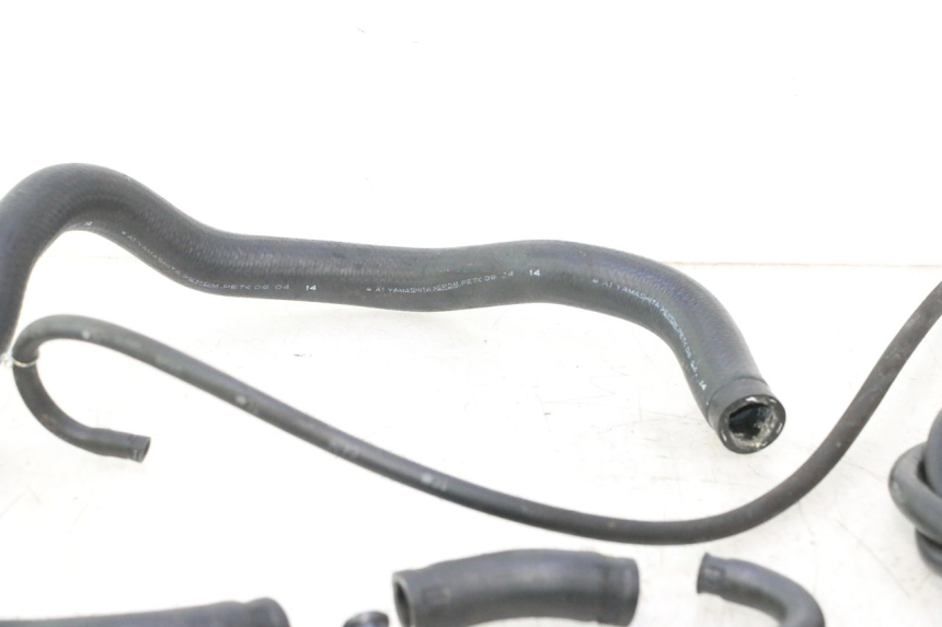 photo de RADIATOR HOSE HONDA FJS SILVER WING SILVERWING 400 (2005 - 2008) - Technical close-up