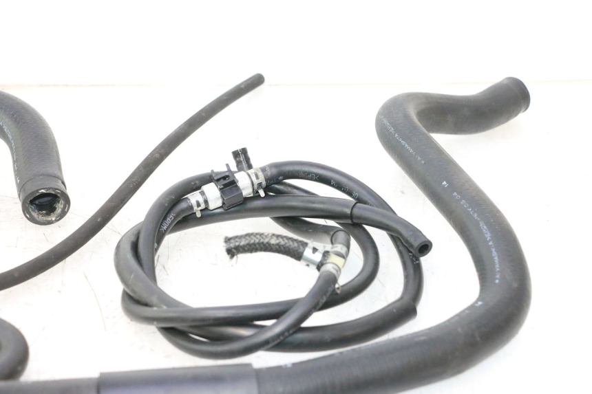 photo de RADIATOR HOSE HONDA FJS SILVER WING SILVERWING 400 (2005 - 2008) - Fixing points details