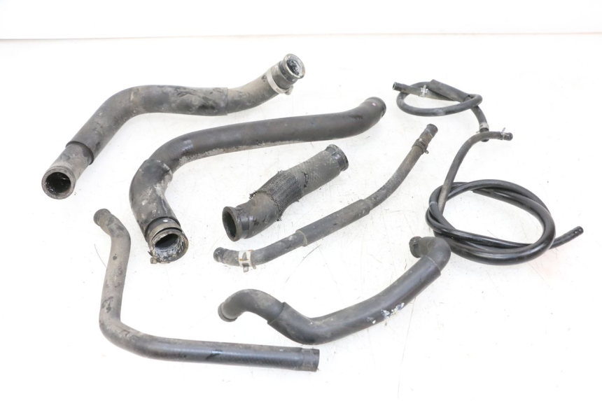 photo de RADIATOR HOSE SUZUKI GSR 750 (2011 - 2017) - Main view