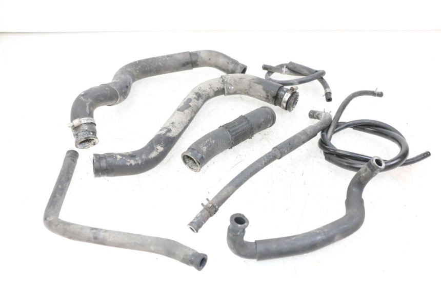 photo de RADIATOR HOSE SUZUKI GSR 750 (2011 - 2017) - Component detail