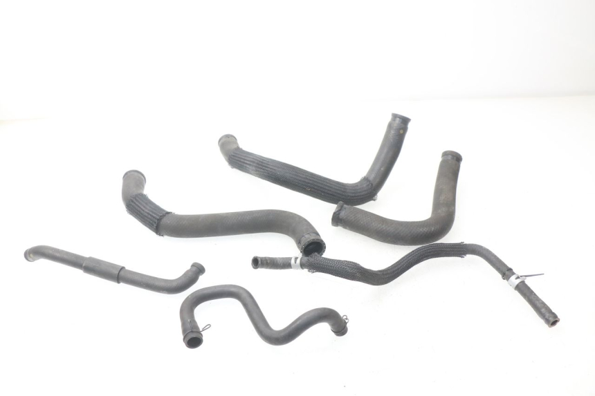 photo de RADIATOR HOSE SUZUKI GSX-R GSXR 750 (2011 - 2016) - Alternative perspective