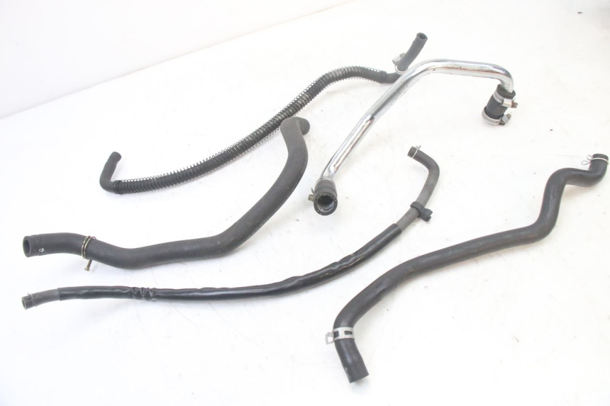 photo de RADIATOR HOSE KYMCO XCITING 500 (2007 - 2010) - Zoom on usage condition