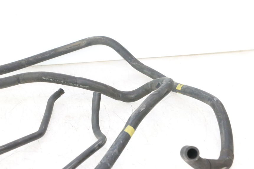 photo de RADIATOR HOSE PIAGGIO MP3 500 (2016 - 2018) - Alternative perspective