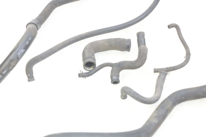 photo de RADIATOR HOSE GILERA NEXUS 125 (2007 - 2009) - Alternative perspective