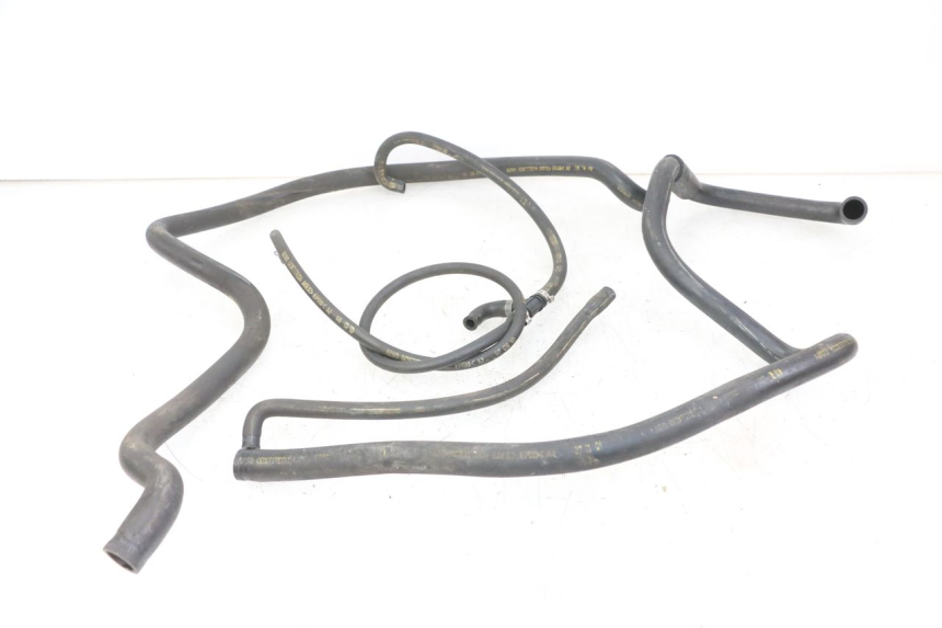 photo de RADIATOR HOSE PIAGGIO BEVERLY 125 (1998 - 2005) - Main view