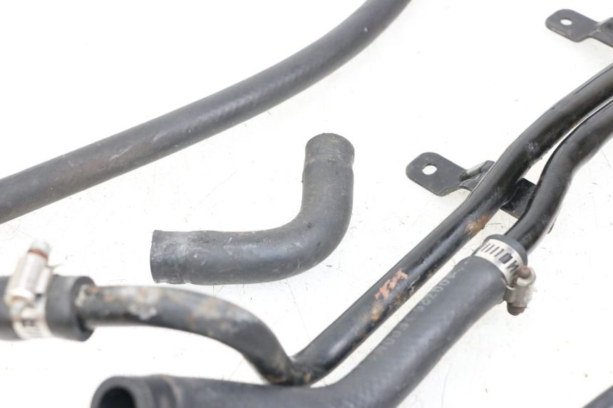 photo de RADIATOR HOSE DAELIM S3 125 (2010 - 2017) - Alternative perspective