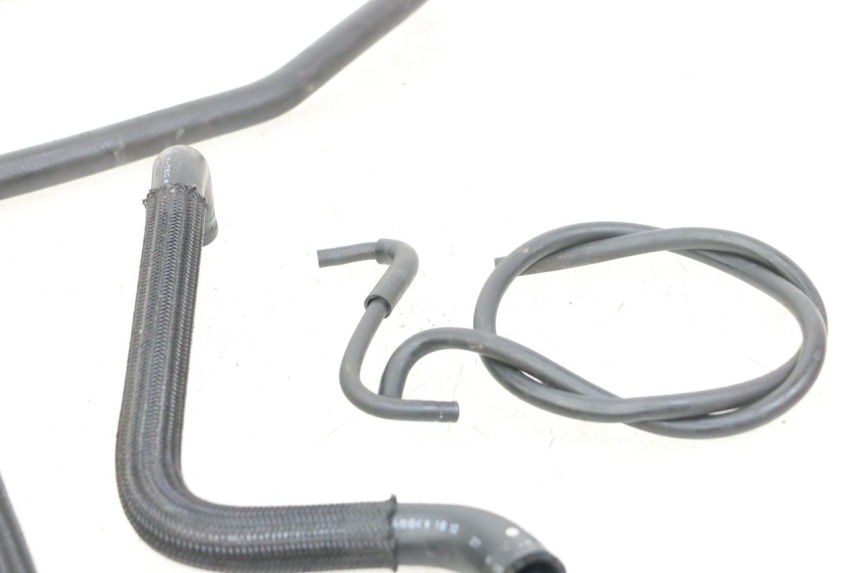 photo de RADIATOR HOSE SUZUKI BURGMAN 125 (2018 - 2021) - Zoom on usage condition