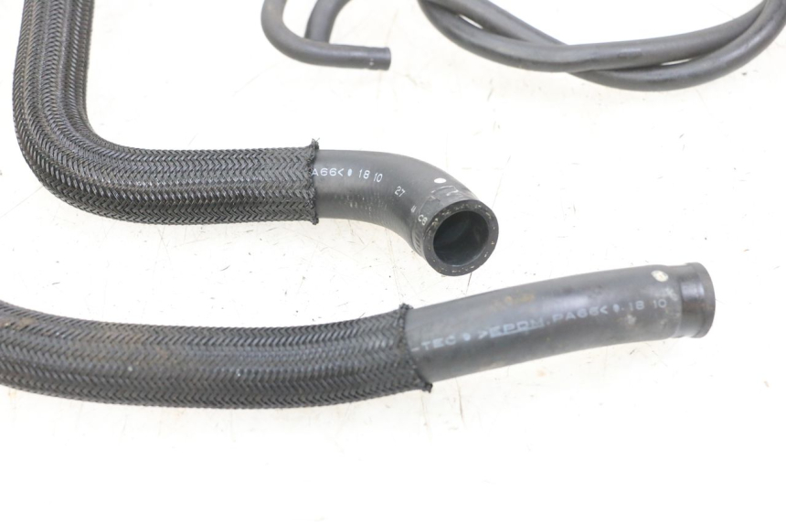 photo de RADIATOR HOSE SUZUKI BURGMAN 125 (2018 - 2021) - Alternative perspective